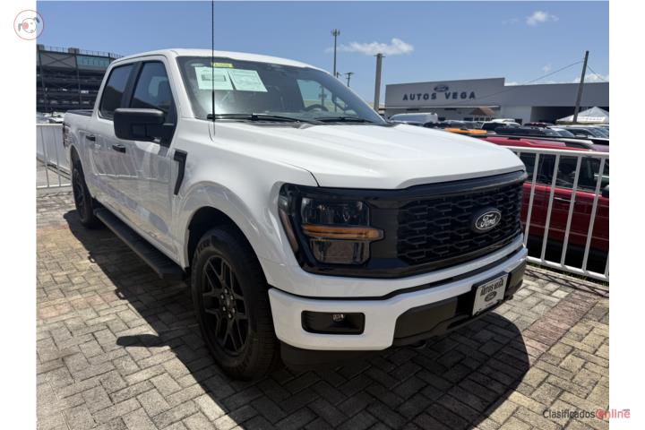 Ford F-150 Lariat 2026 Fx4