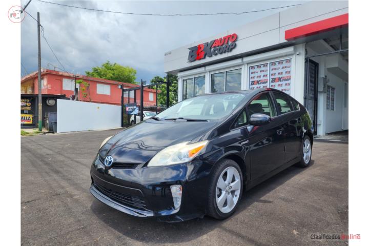 TOYOTA PRIUS 2012