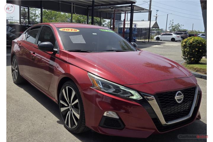Nissan Altima 2019