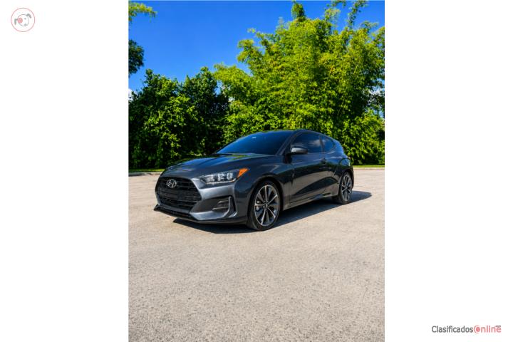 2019 Hyundai Veloster 2.0 solo 64 mil millas