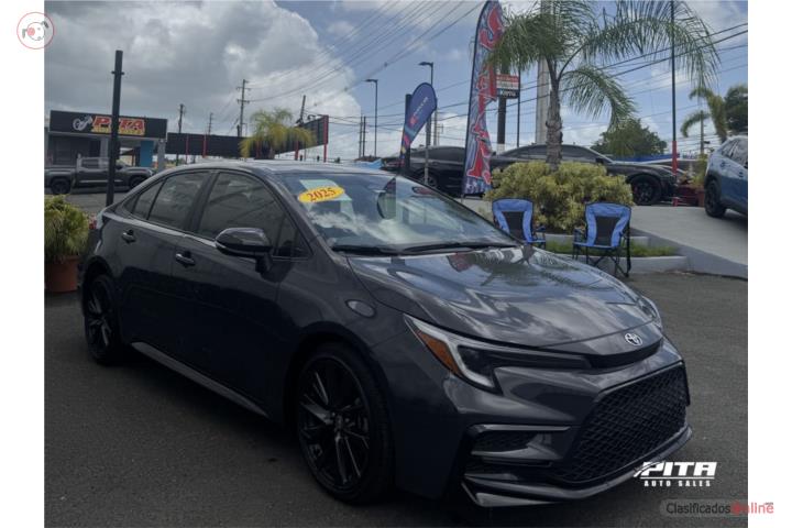 2025 Toyota Corolla SE poco millaje