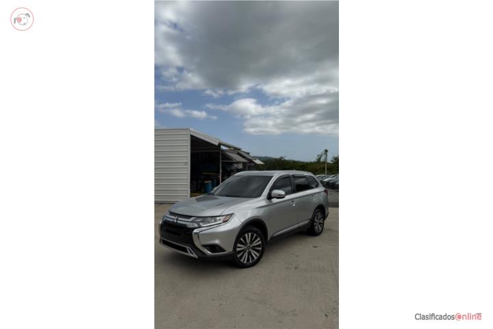 Mitsubishi Outlander 2020