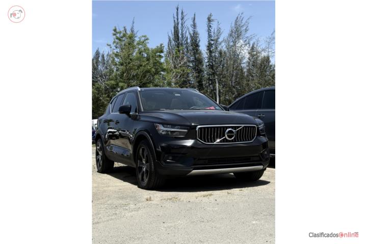 Volvo XC40 2022  solo 16k millas