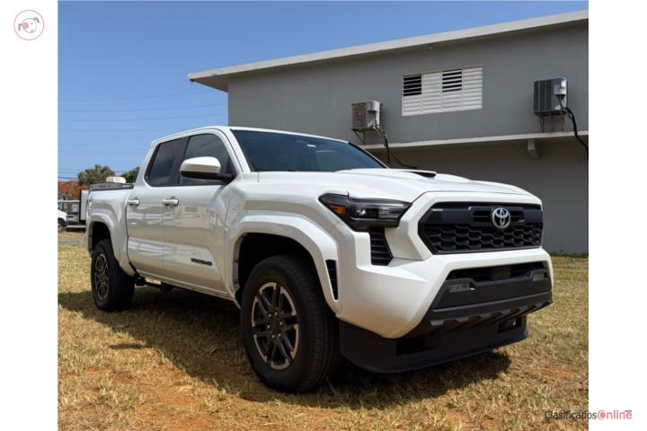 TOYOTA TACOMA 2024 4X2