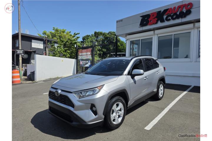 TOYOTA RAV4 XLE 2021