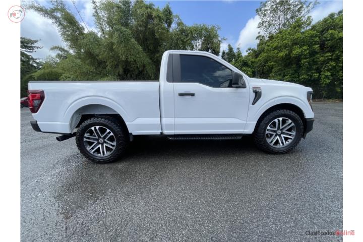 Ford F-150 XL 2025