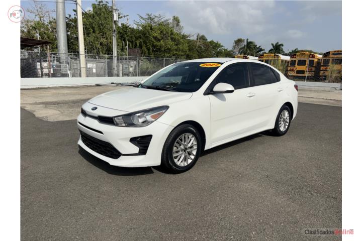 RIO LX CON 42268 MIILAS ECONOMICO EN GASOLINA
