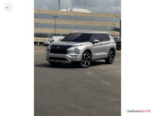 MITSUBISHI OUTLANDER SE 2024
