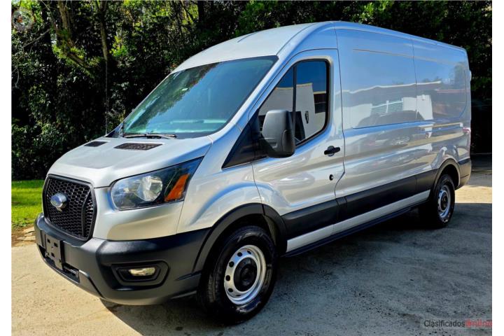2021 TRANSIT 250 MEDIUM ROOF, EN OFERTA!!!!