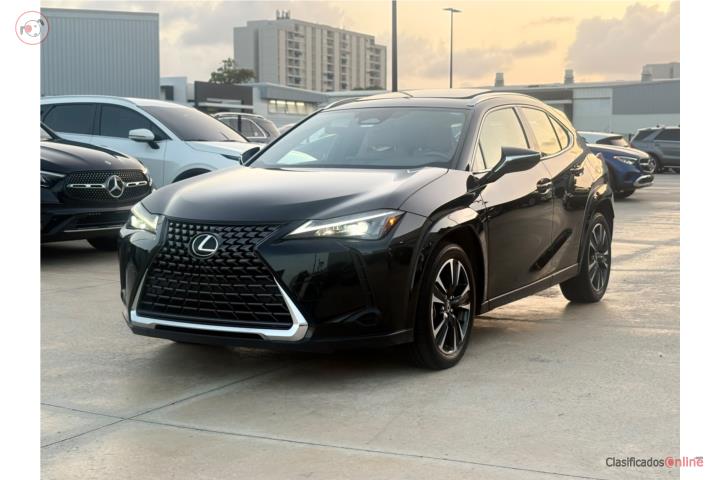 LEXUS UX