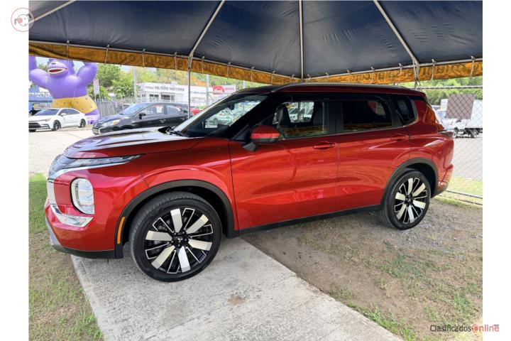 2025 MITSUBISHI OUTLANDER - COMO NUEVA