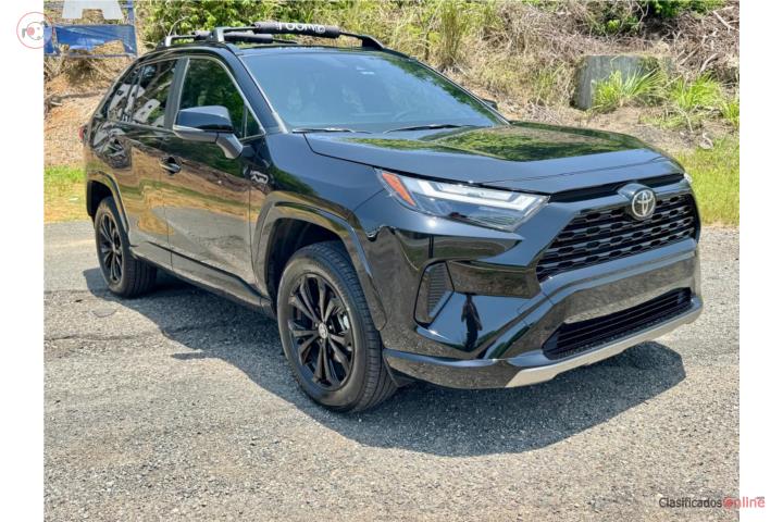 Toyota RAV4 Hybrid 2025 con 5k millas