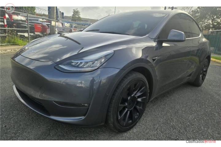 Tesla Model DualMotor AWD 2022