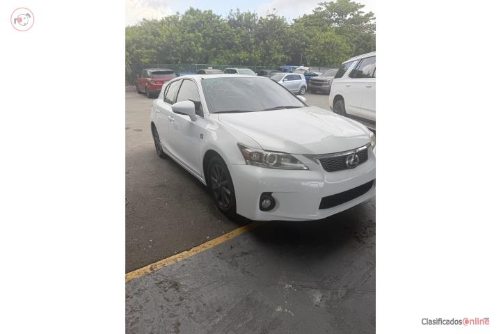 Lexus F sport hybrid ct 200h 2013