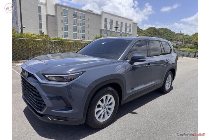 TOYOTA GRAND HIGHLANDER XLE 2024- 19k millas