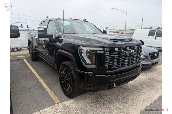 GMC SIERRA DENALI ULTIMATE 2025 AHORRA MILLES