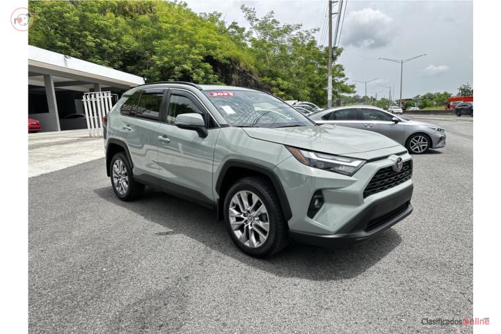 Toyota Rav4 2023 XLE PREMIUM