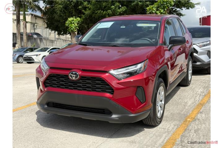 Toyota Rav4 LE 2025