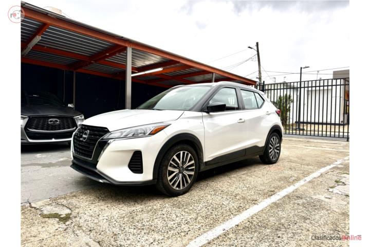 2023 Nissan Kicks SV 57k millas