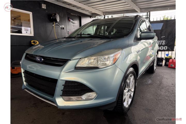 FORD ESCAPE SE 2013
