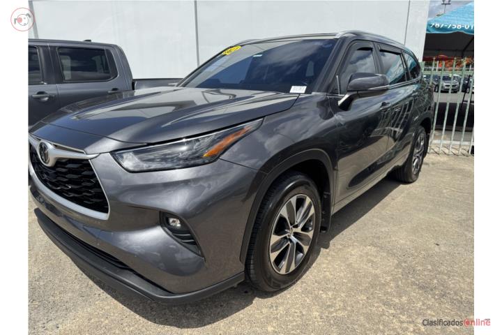 Toyota Highlander XLE 2023
