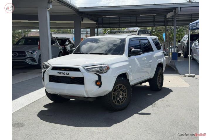 TOYOTA 4RUNNER 2023