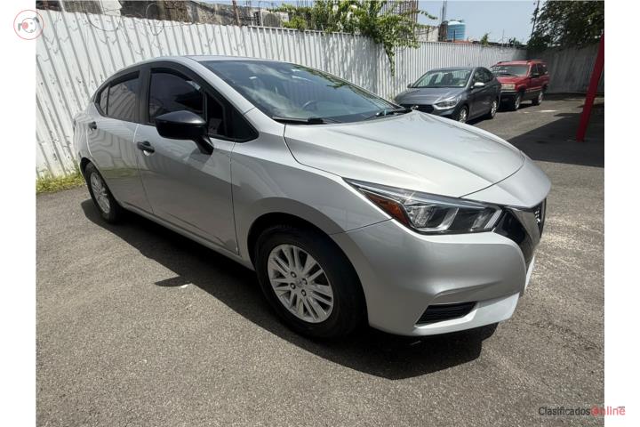 nissan versa 2020