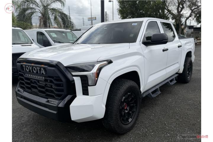 TOYOTA TUNDRA TRD 2024 AHORRA MILES