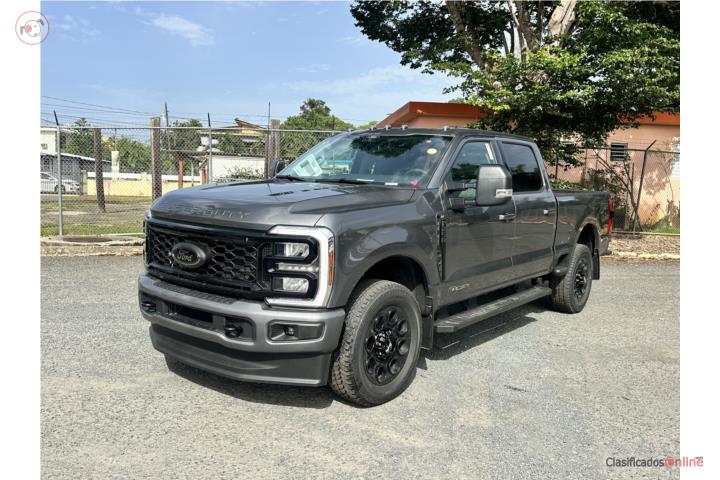 FORD F250 XLT FX4 2026