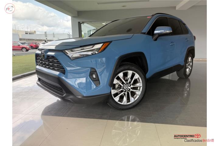 2025 Toyota Rav4 XLE Premium