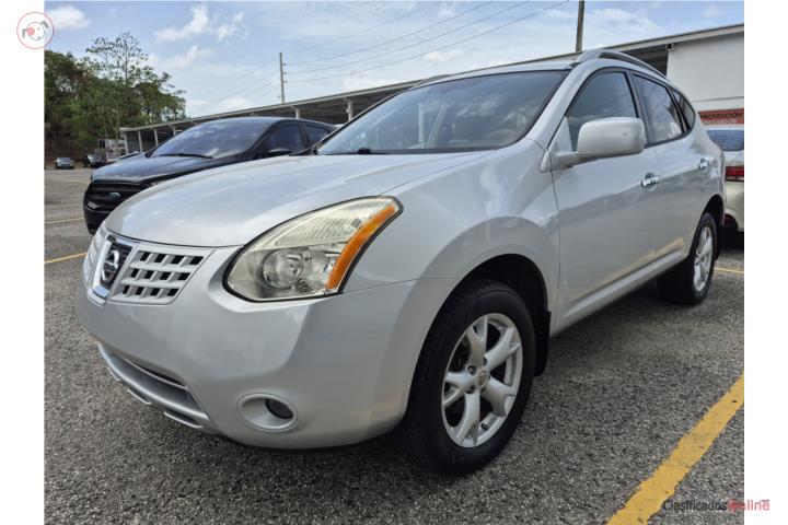 Nissan Rogue 2009 extra clean!