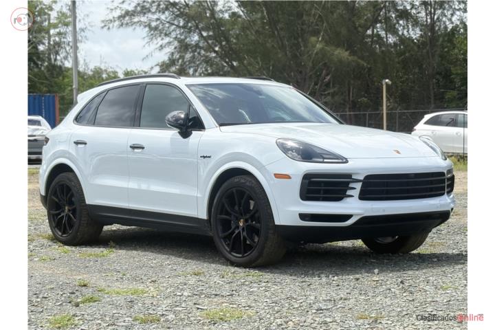 2023 PORSCCHE CAYENNE É HYBRID PLATINUM EDITI