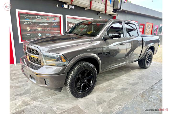 Ram 1500 Laramie 4x4 56mil millas