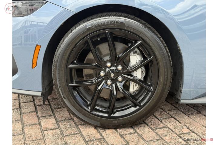 FORD MUSTANG GT 5.0 2025