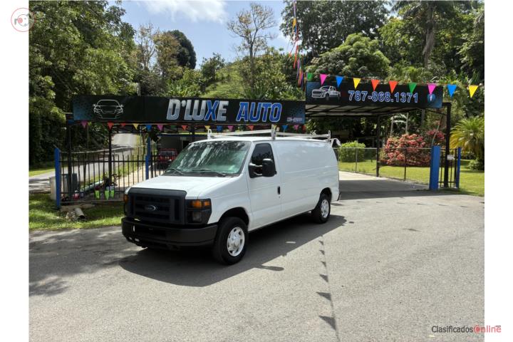 Ford Econoline E150  año 2013