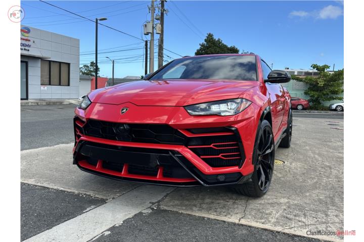 2020 LAMBORGHINI URUS