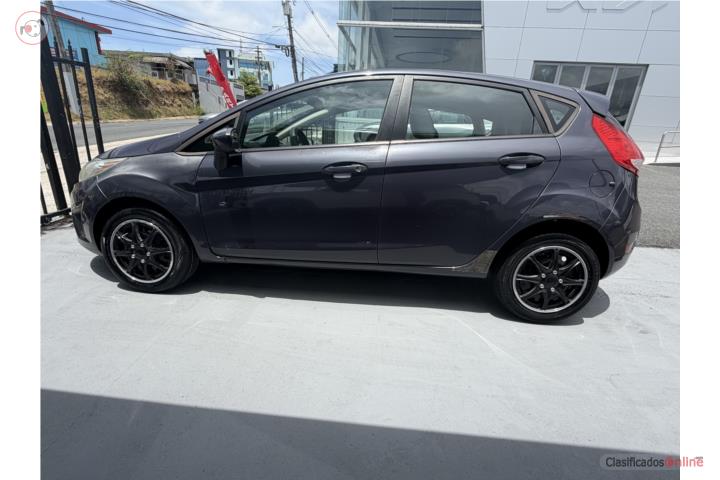 FORD FIESTA 2012