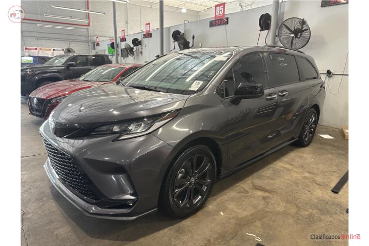 Toyota Sienna XSE HV 2025(787)300-7399.