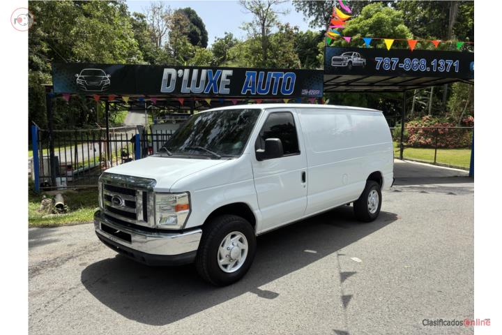Ford Econoline E250 año 2013