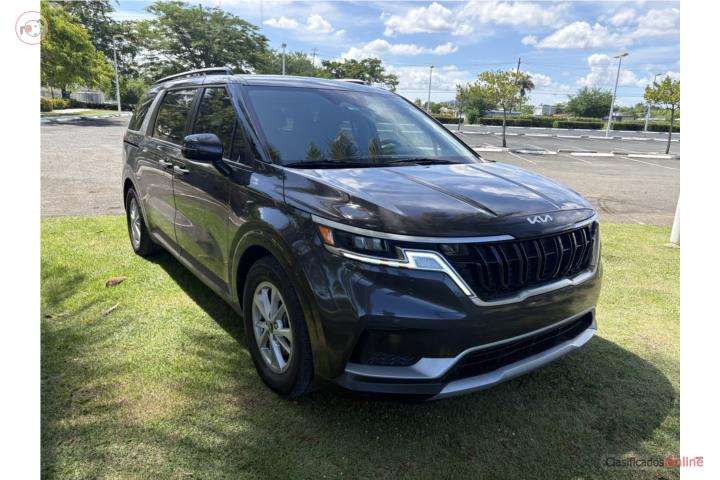 Kia Carnival LX 2024