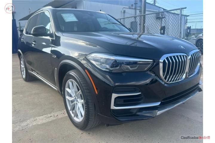 X5 xDrive45e solo 12,496 millas