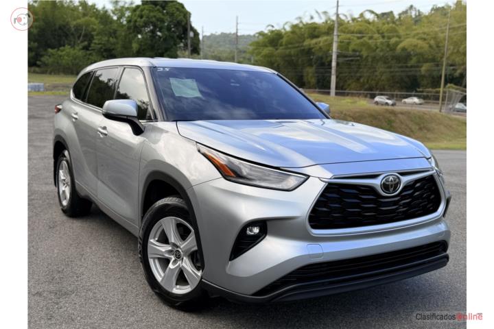 2021 TOYOTA HIGHLANDER LE