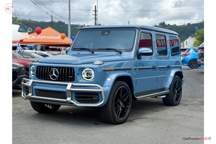 AMG G63 CHINA BLUE / INTERIOR RED PEPPER