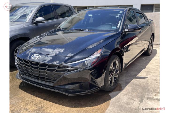 **HYUNDAI ELANTRA SEL 2023