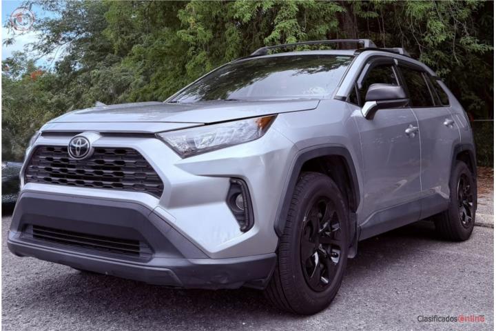 2020 TOYOTA RAV 4 LE