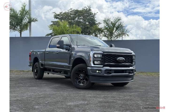 Ford F250 XLT Black PKG 2026