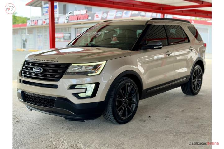 FORD EXPLORER XLT AÑO 2017 SOLO 83ML MILLAS