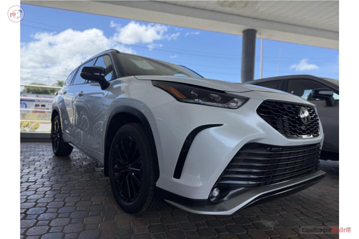 TOYOTA HIGHLANDER XSE 2026