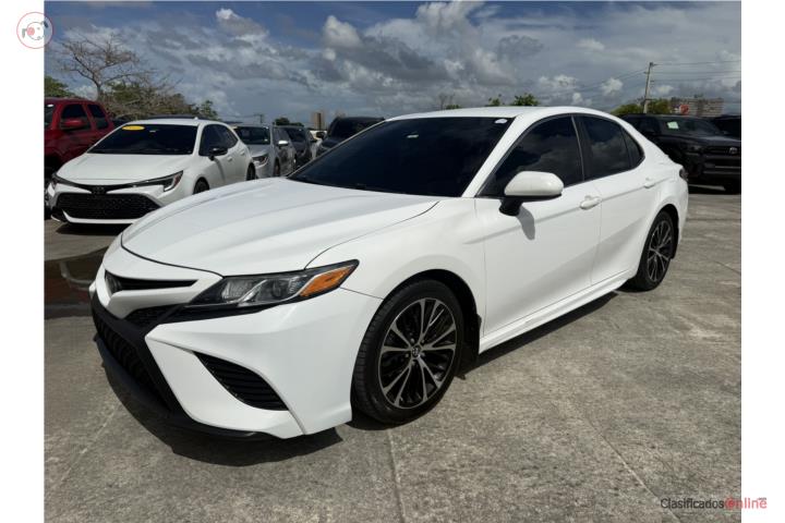 TOYOTA CAMRY SE 2020