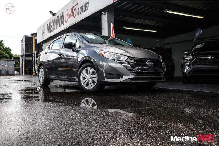 Nissan Versa 2024